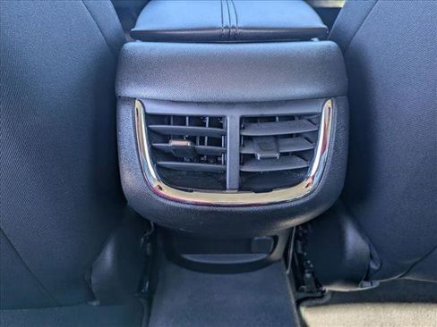 Used 2023 Chevrolet Malibu LT image 16