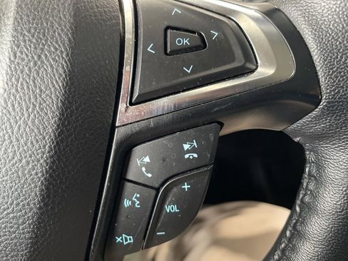 Used 2023 Ford Edge SEL w/ Convenience Package image 18