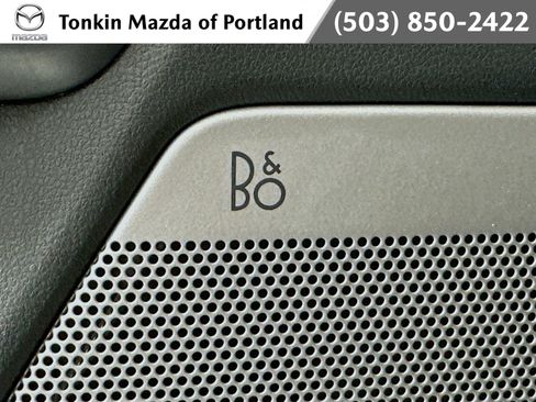 Used 2025 Ford F150 Lariat w/ Equipment Group 501A Mid image 19