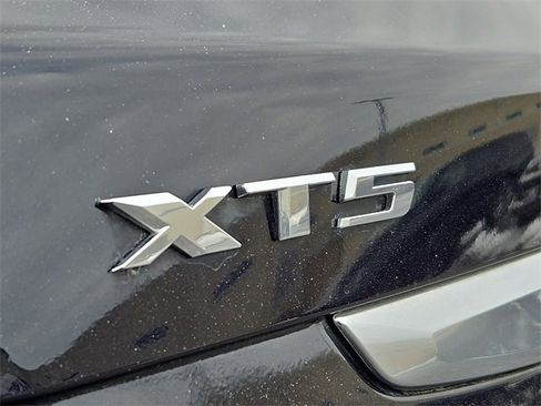 Certified 2022 Cadillac XT5 Premium Luxury image 38