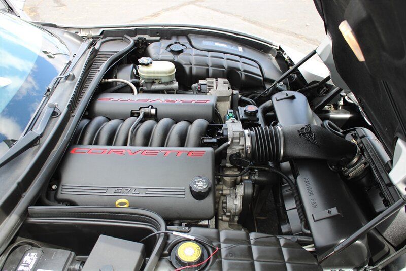 Used 1999 Chevrolet Corvette Coupe w/ Memory Pkg RWD image 13