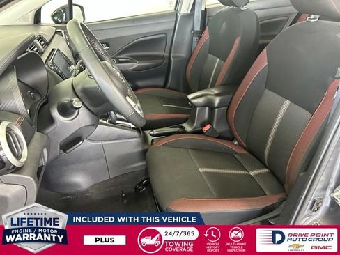 Used 2024 Nissan Versa SR FWD image 14