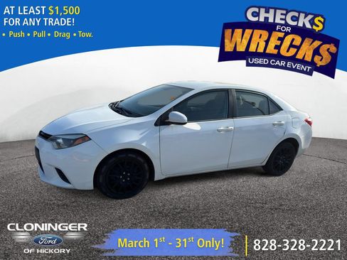 Used 2014 Toyota Corolla LE image 1