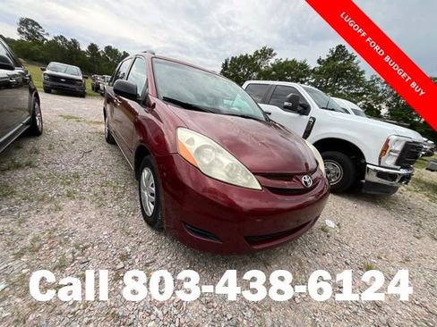 Used 2009 Toyota Sienna FWD image 1