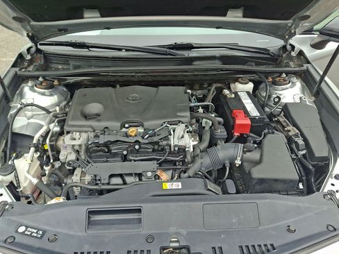 Used 2019 Toyota Camry SE FWD image 28