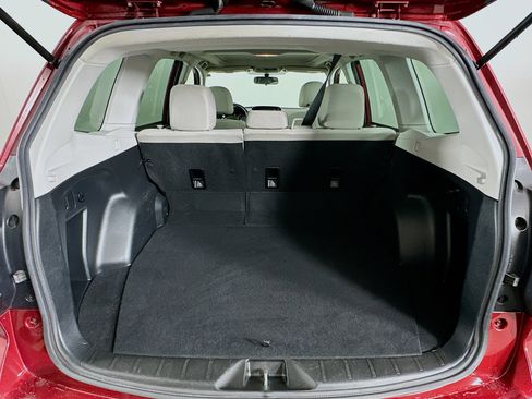 Used 2018 Subaru Forester 2.5i Premium w/ All-Weather Package image 27