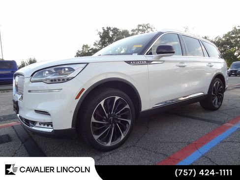 Used 2023 Lincoln Aviator Reserve w/ Equipment Group 201A AWD/4WD image 5