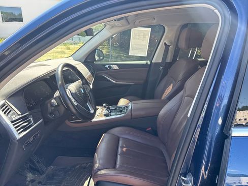 Used 2020 BMW X7 xDrive40i w/ Premium Package AWD/4WD image 9