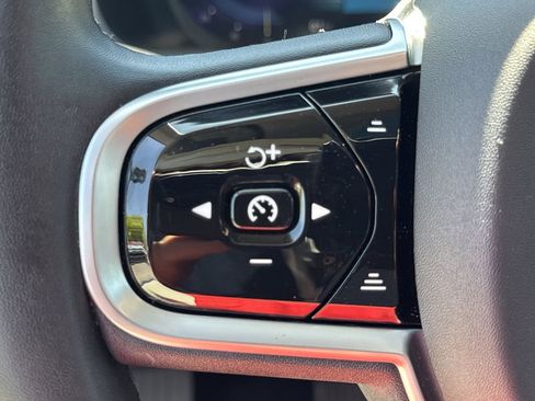 Used 2023 Volvo XC90 B5 Core w/ Climate Package AWD/4WD image 26