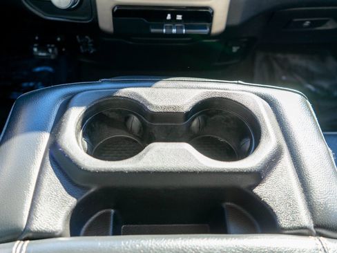 Used 2019 RAM 1500 Laramie image 27