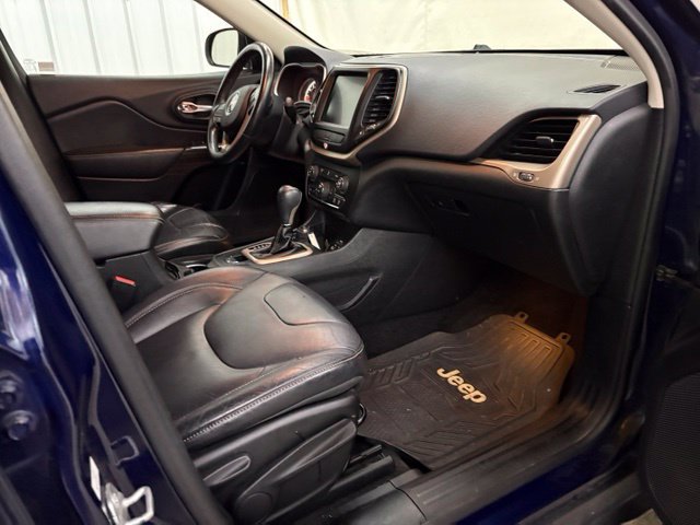 Used 2014 Jeep Cherokee Limited AWD/4WD image 26