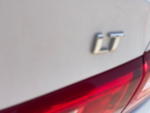 Used 2024 Chevrolet Malibu LT FWD image 13