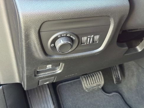 New 2026 Jeep Grand Cherokee L Laredo AWD/4WD image 27
