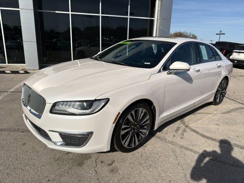 Used 2020 Lincoln MKZ Reserve w/ Elements Package image 3