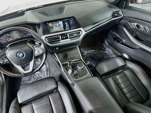 Used 2021 BMW 330i xDrive Sedan w/ Premium Package AWD/4WD image 22