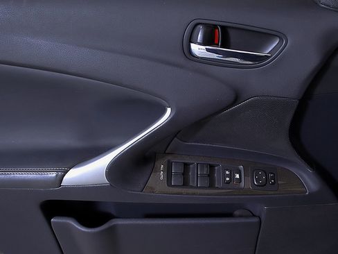 Used 2009 Lexus IS 250 image 17