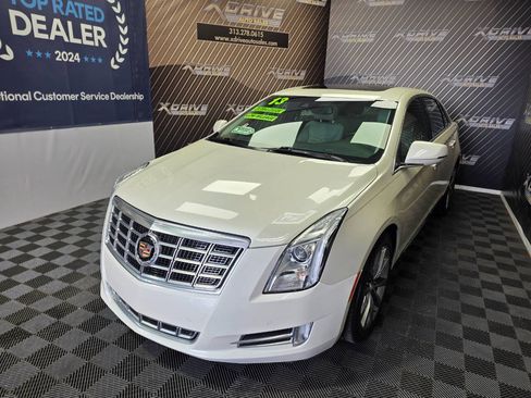 Used 2013 Cadillac XTS Luxury w/ Driver Awareness Package FWD image 2