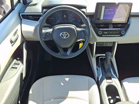 Used 2023 Toyota Corolla Cross L AWD/4WD image 12