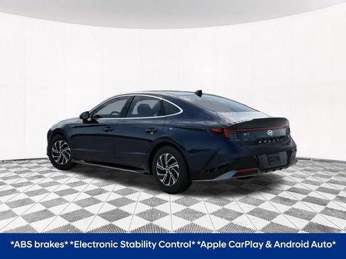 Certified 2026 Hyundai Sonata Blue FWD image 7