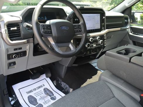 Used 2025 Ford F150 XLT w/ Equipment Group 301A Standard AWD/4WD image 10