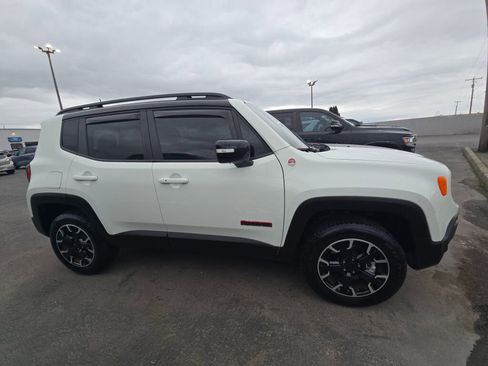 Used 2023 Jeep Renegade Trailhawk w/ Sun/Sound Group image 4
