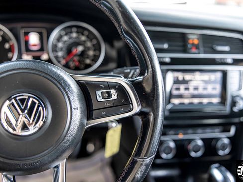 Used 2015 Volkswagen GTI S image 25