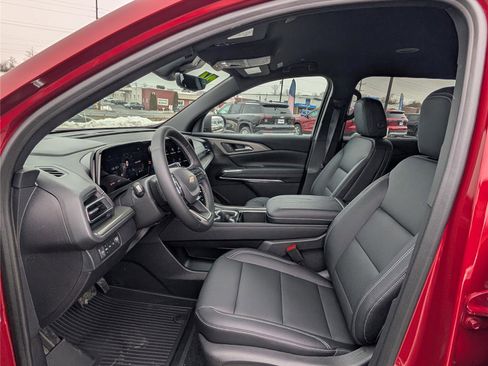 New 2026 Chevrolet Traverse LT w/ Driver Confidence Package image 12