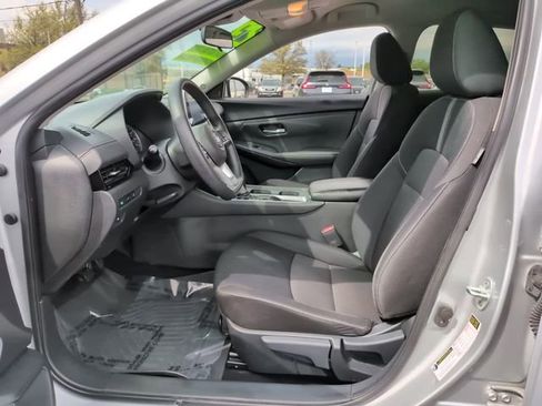 Used 2023 Nissan Sentra SV FWD image 19