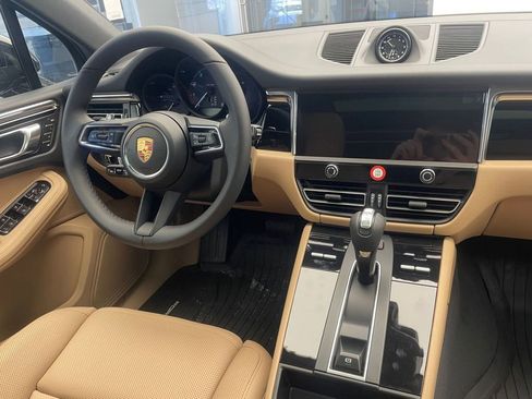 New 2026 Porsche Macan AWD/4WD image 14