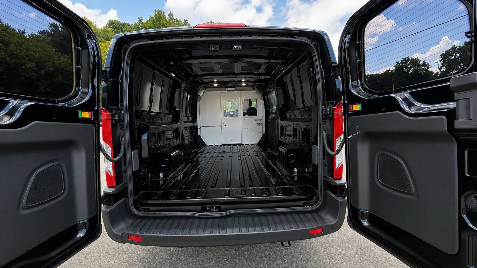 Used 2023 Ford Transit 250 Low Roof RWD image 8