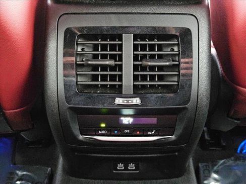 Certified 2025 BMW X4 xDrive30i w/ Premium Package image 19