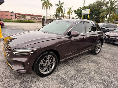 Used 2022 Genesis GV70 2.5T w/ Advanced Package AWD/4WD image 2
