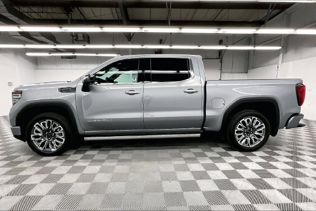Used 2024 GMC Sierra 1500 Denali Ultimate AWD/4WD image 15