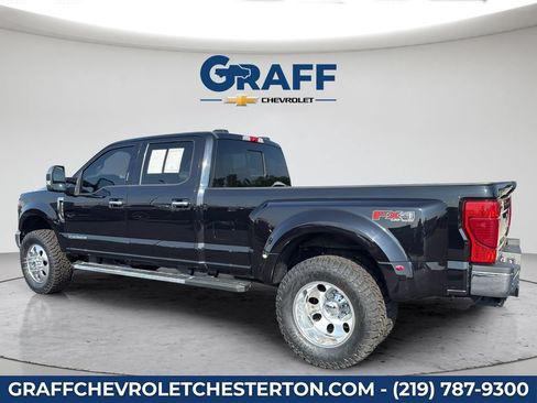 Used 2022 Ford F350 XLT w/ XLT Premium Package AWD/4WD image 14