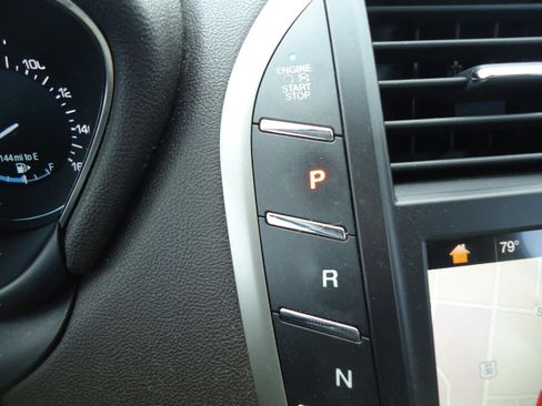 Used 2017 Lincoln MKC Select w/ Select Plus Package image 21