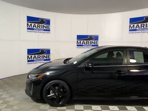 Used 2024 Nissan Sentra SR FWD image 7