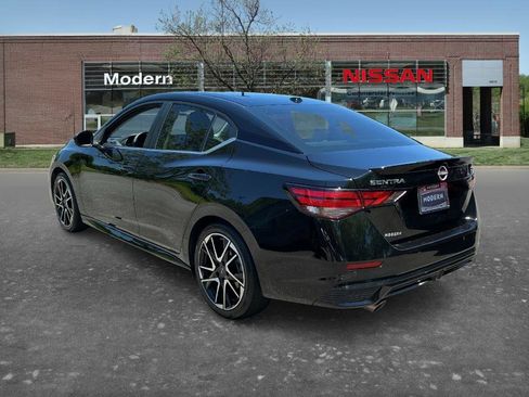 Certified 2024 Nissan Sentra SR FWD image 2