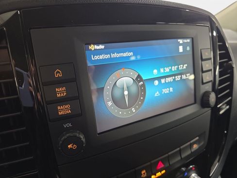 Used 2023 Mercedes-Benz Metris Passenger image 22