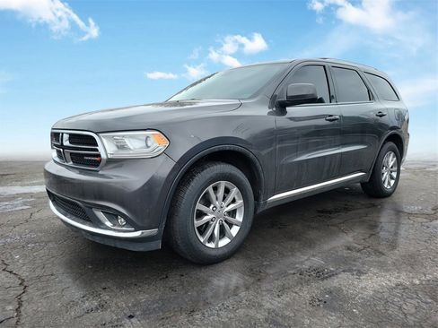 Used 2018 Dodge Durango SXT w/ Quick Order Package 2BB image 2