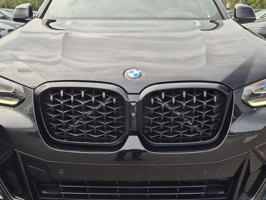 Certified 2025 BMW X4 xDrive30i w/ Premium Package AWD/4WD image 37