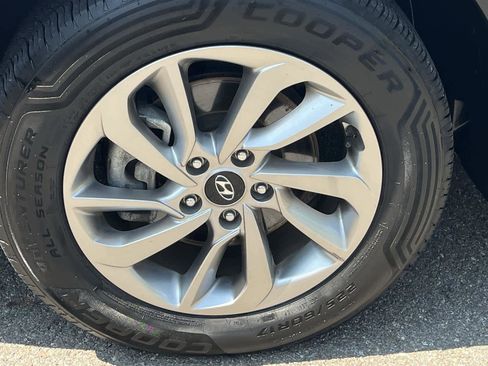 Used 2018 Hyundai Tucson SE image 10