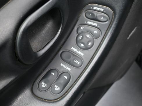 Used 2003 Chevrolet Corvette Convertible w/ Preferred Equipment Group1 image 21