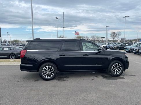 Used 2025 Ford Expedition Max Platinum AWD/4WD image 8
