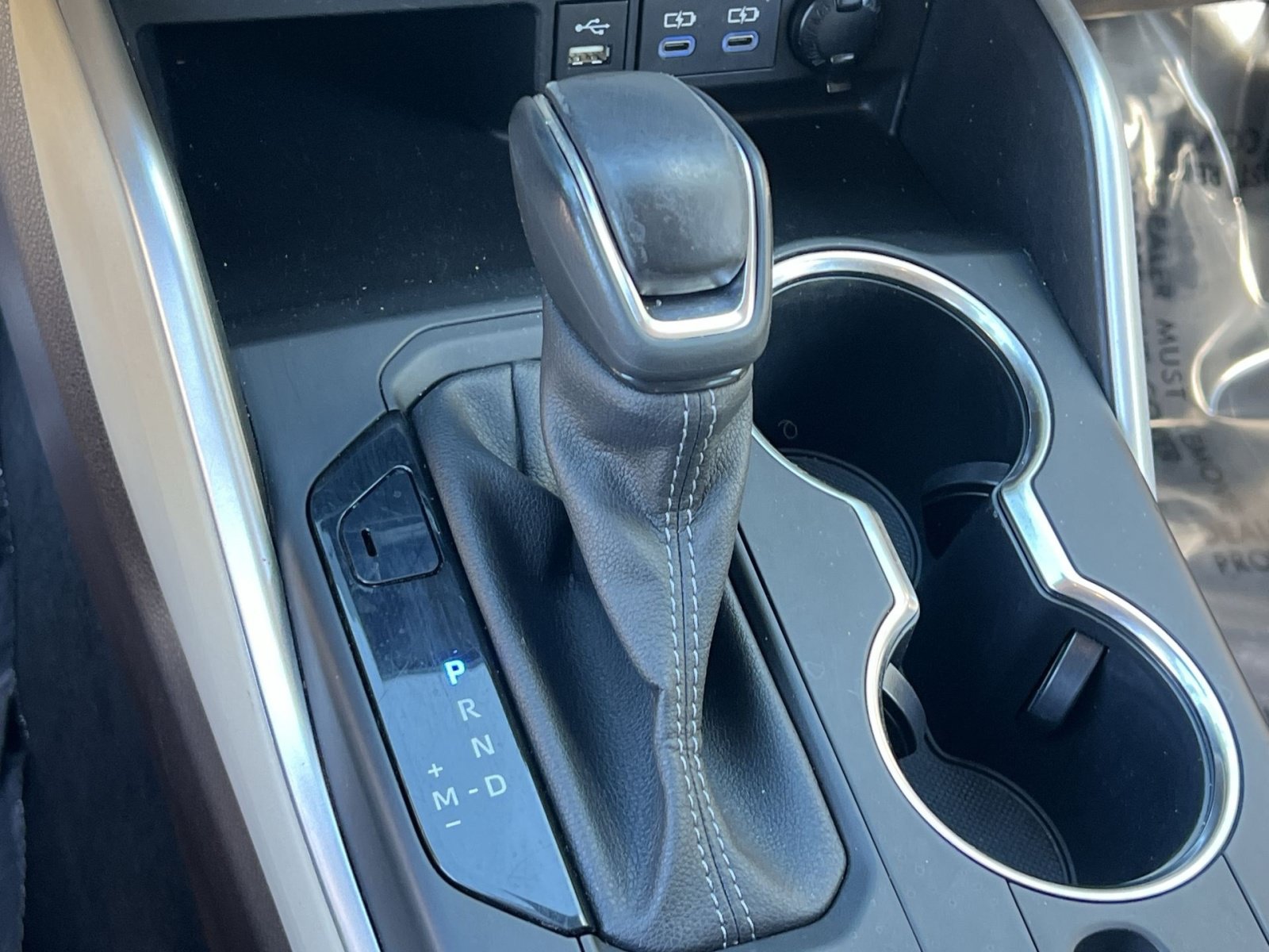 Used 2022 Toyota Highlander XLE AWD/4WD image 21