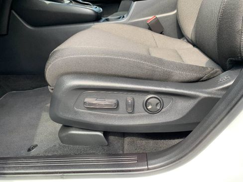 Certified 2026 Honda CR-V EX image 27