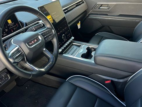 Used 2026 GMC Sierra EV Elevation w/ LPO, Elevation Dark Package AWD/4WD image 12