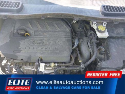 Used 2017 Ford Escape SE w/ SE Cold Weather Package image 19