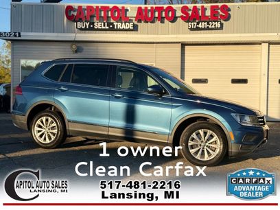 Used 2018 Volkswagen Tiguan SE w/ Panoramic Sunroof Package