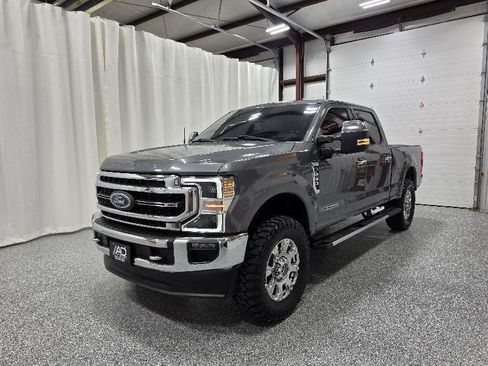 Used 2021 Ford F250 Lariat w/ Lariat Ultimate Package AWD/4WD image 4
