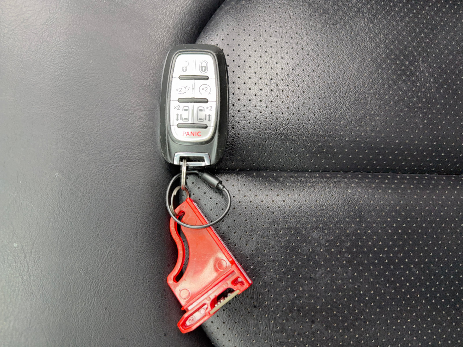 Used 2023 Chrysler Pacifica Touring-L FWD image 54